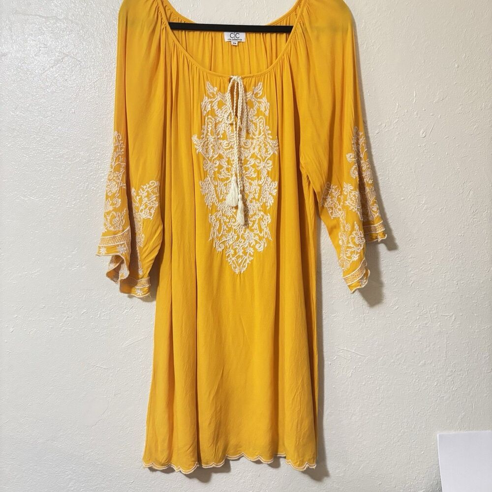 C&C Dress With White Embroidery
